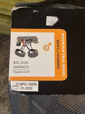 Black Diamond Climbing Harness - men’s
Trad series, “Big Gun” model